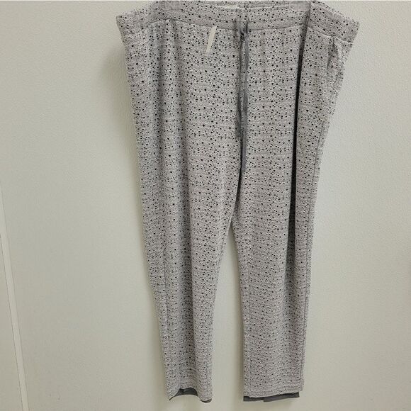 NWT Lou & Grey Perforated Joggers Loung Pants Pockets XL - Picture 2 of 6